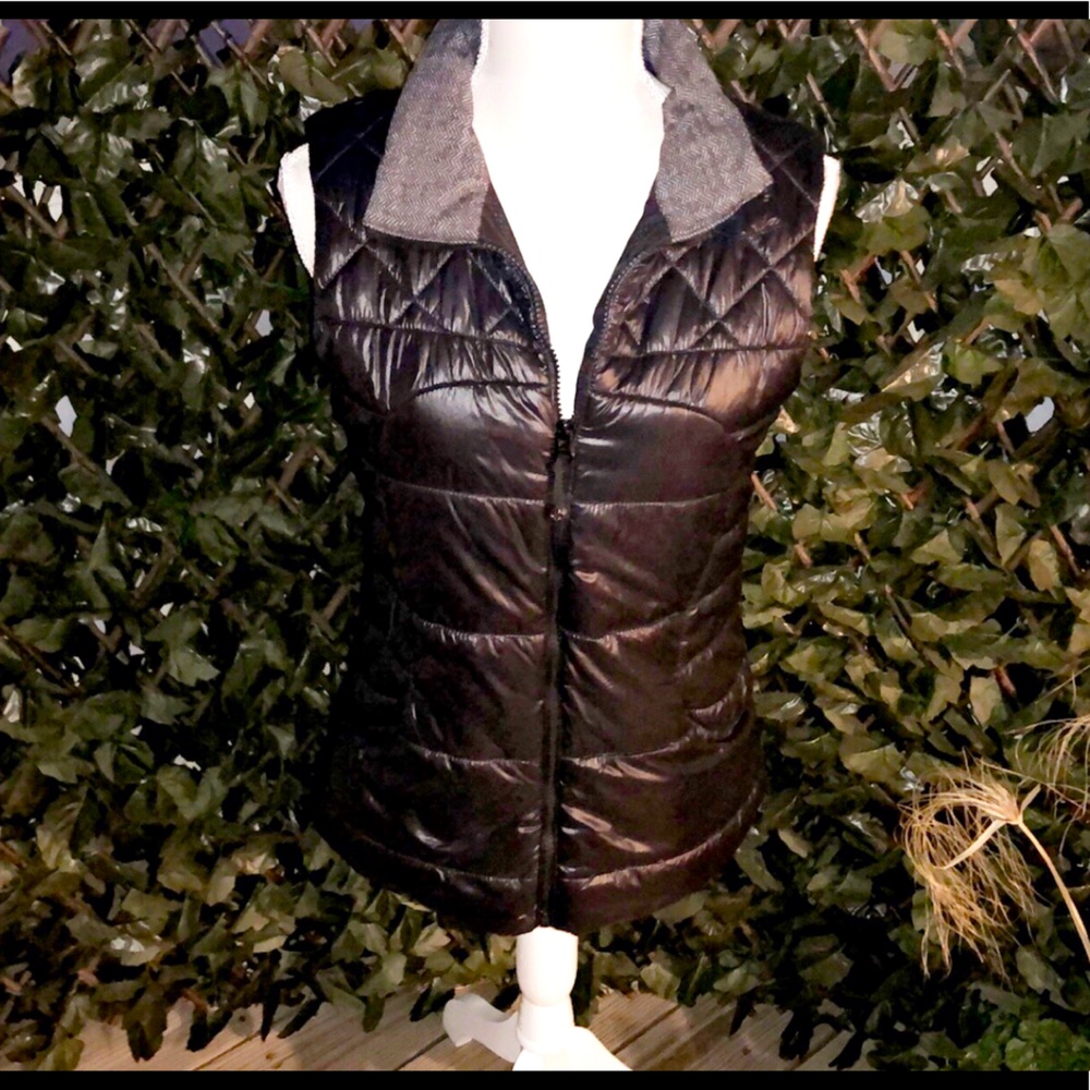🆕LULULEMON Puffer Wool Detail Neck Vest